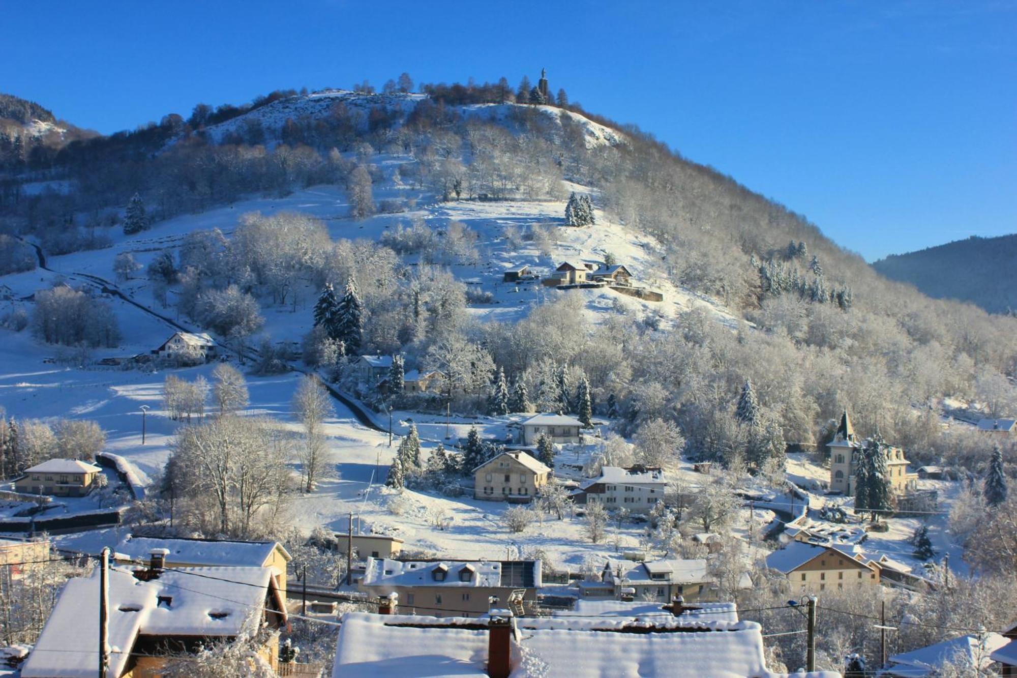 Appartement Cosy A Cornimont 30 M² Avec Terrasse Et Vue Montagne Zewnętrze zdjęcie